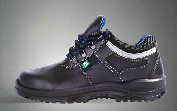 Bova Bremen Safety Shoe – Wide Fit - Solid Safety and Stationers 